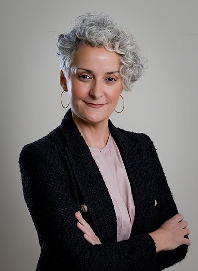 Caitlin Sampaio Mulholland é professora de Direito Civil e Direito e Tecnologia do Departamento de Direito da Pontifícia Universidade Católica do Rio de Janeiro (PUC-Rio)